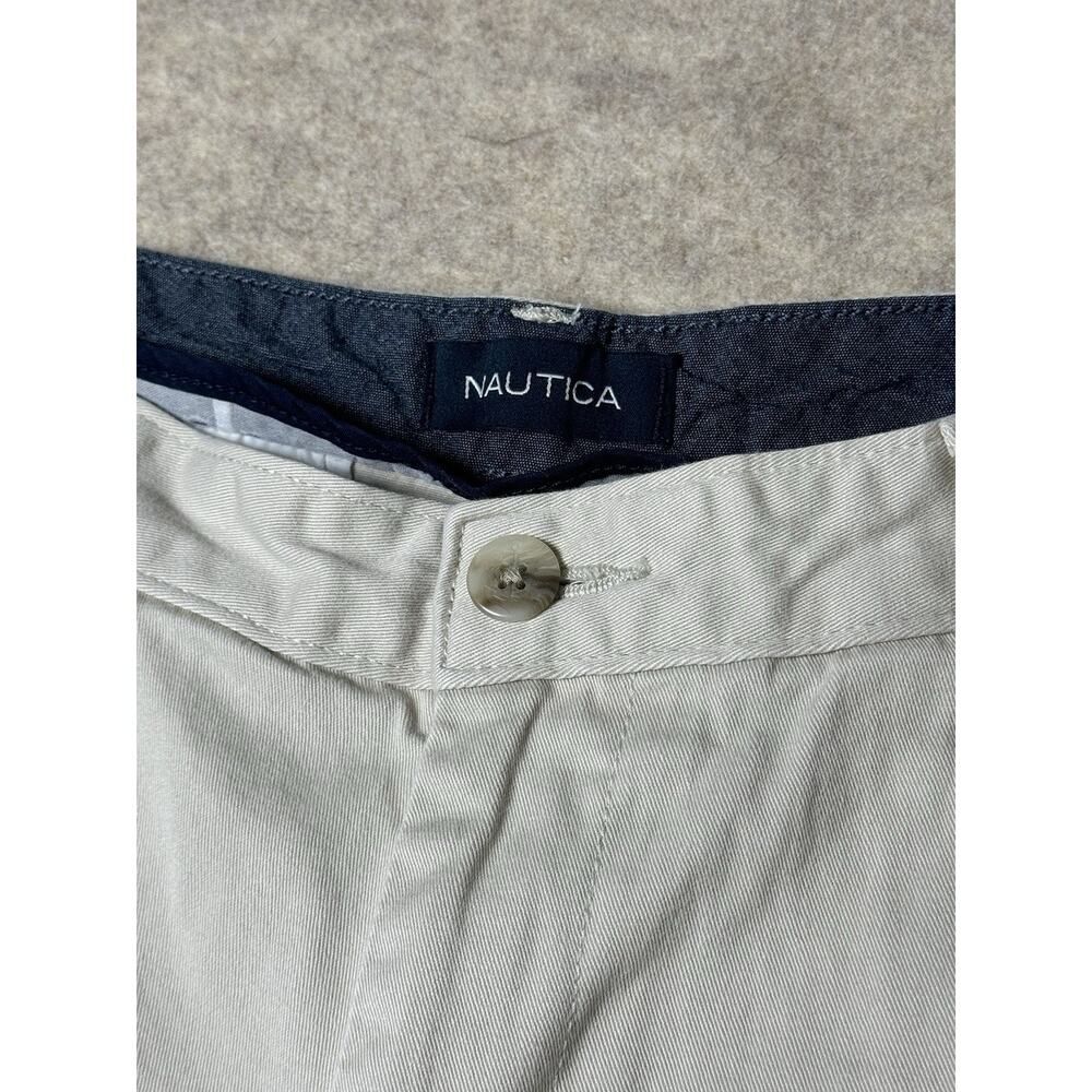 Nautica Men's Chino Shorts Light Khaki Stretch Flat Front 33W Casual Golf - Picture 8 of 10